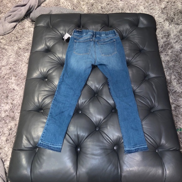 Jeans/Leggings Sequence - Picture 4 of 6